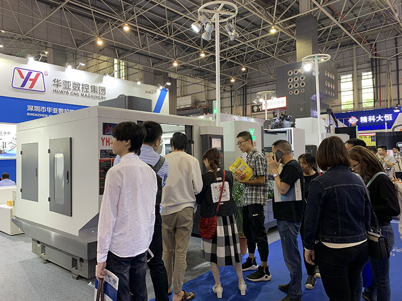 華亞數(shù)控DME中國(東莞)機(jī)床展現(xiàn)場(chǎng) (9).jpg 華亞數(shù)控DME中國(東莞)機(jī)床展現(xiàn)場(chǎng) (9).jpg
